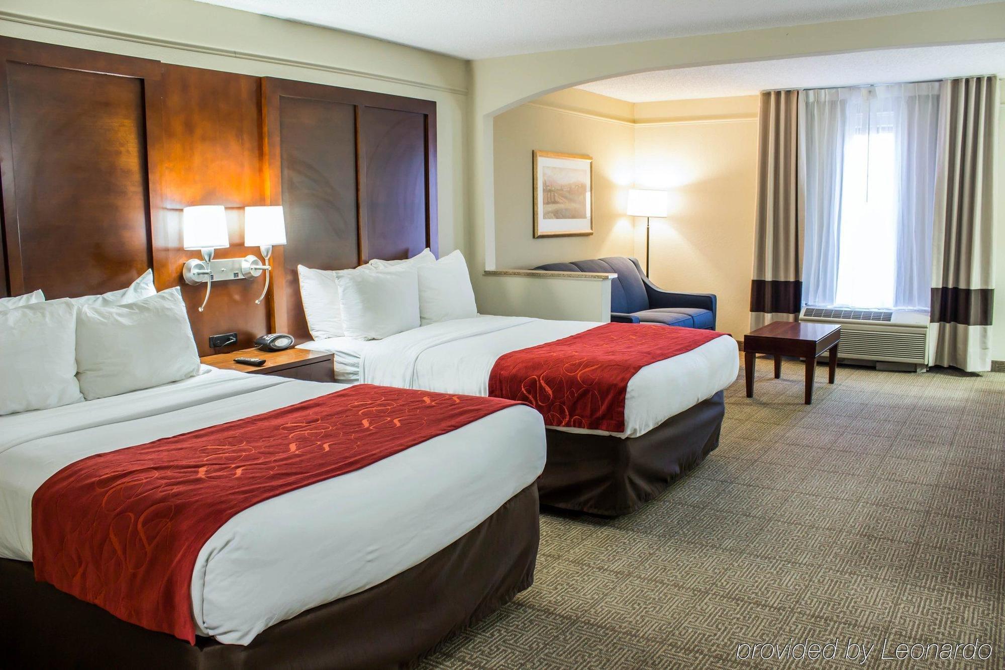 Four Points By Sheraton Greensboro Airport Екстериор снимка