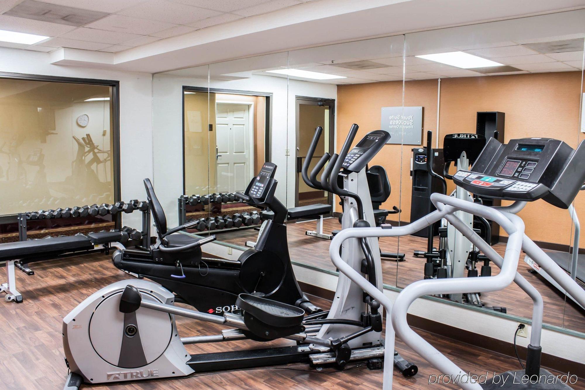 Four Points By Sheraton Greensboro Airport Екстериор снимка