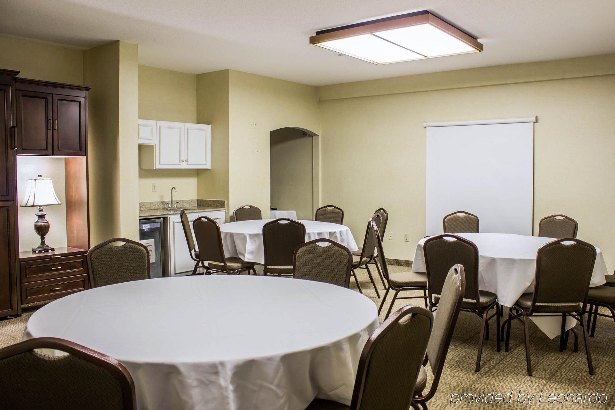 Four Points By Sheraton Greensboro Airport Екстериор снимка