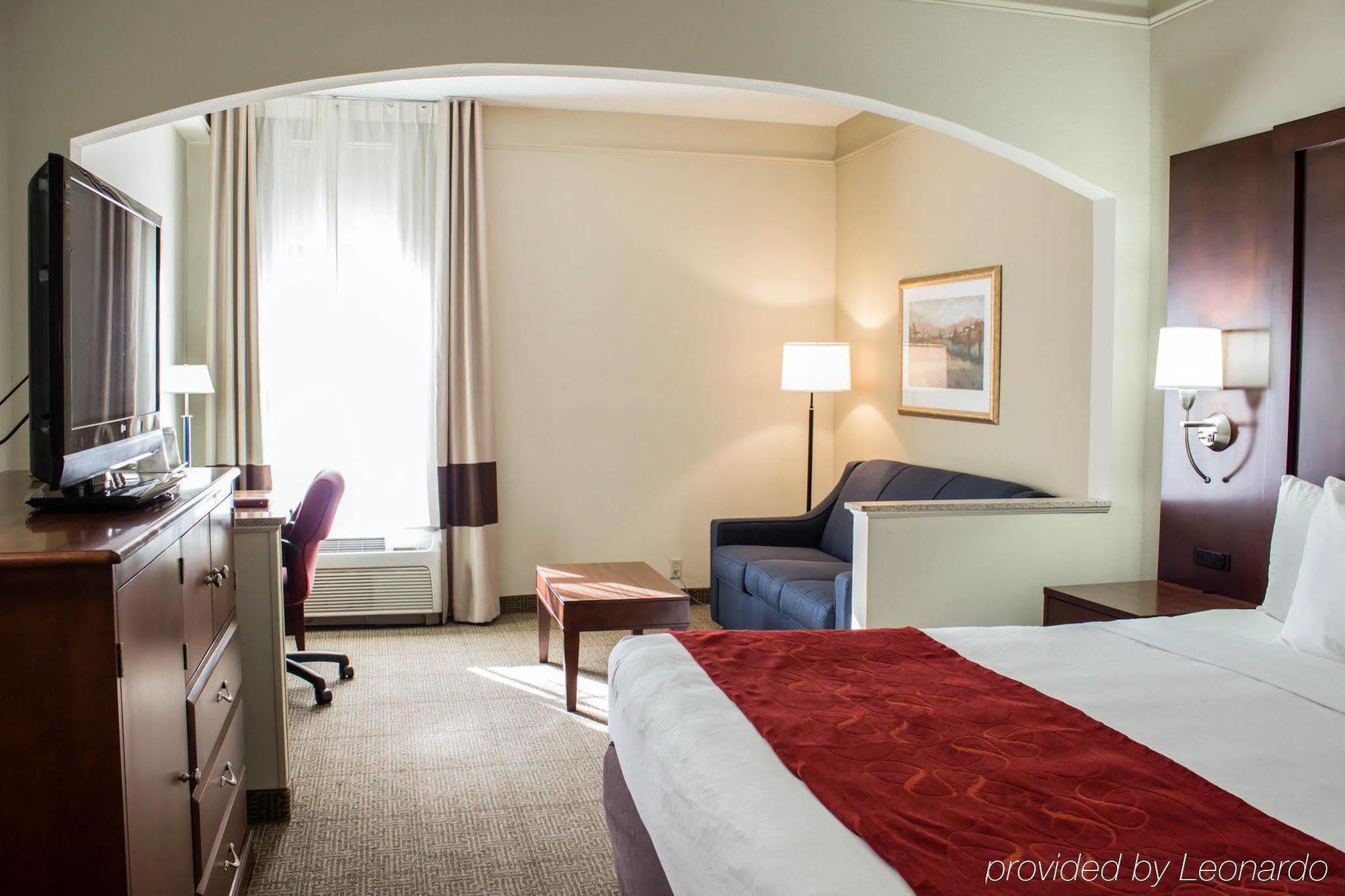 Four Points By Sheraton Greensboro Airport Екстериор снимка